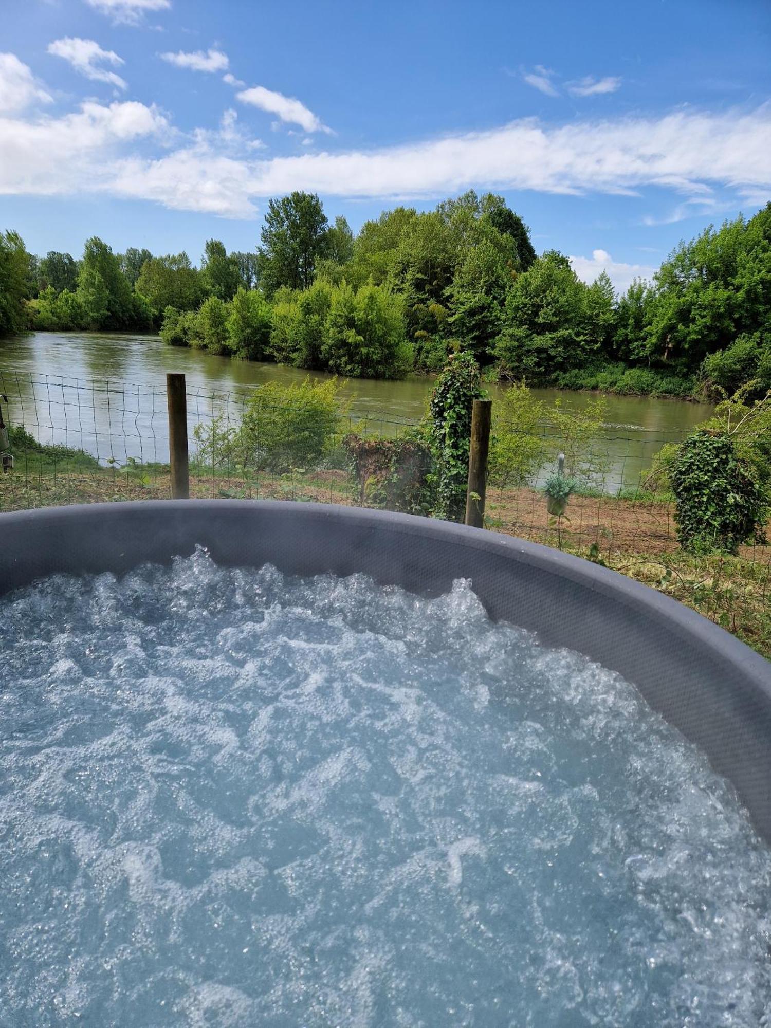 Les Nuits De Cassiopee Bed & Breakfast Sorde-lʼAbbaye Cameră foto
