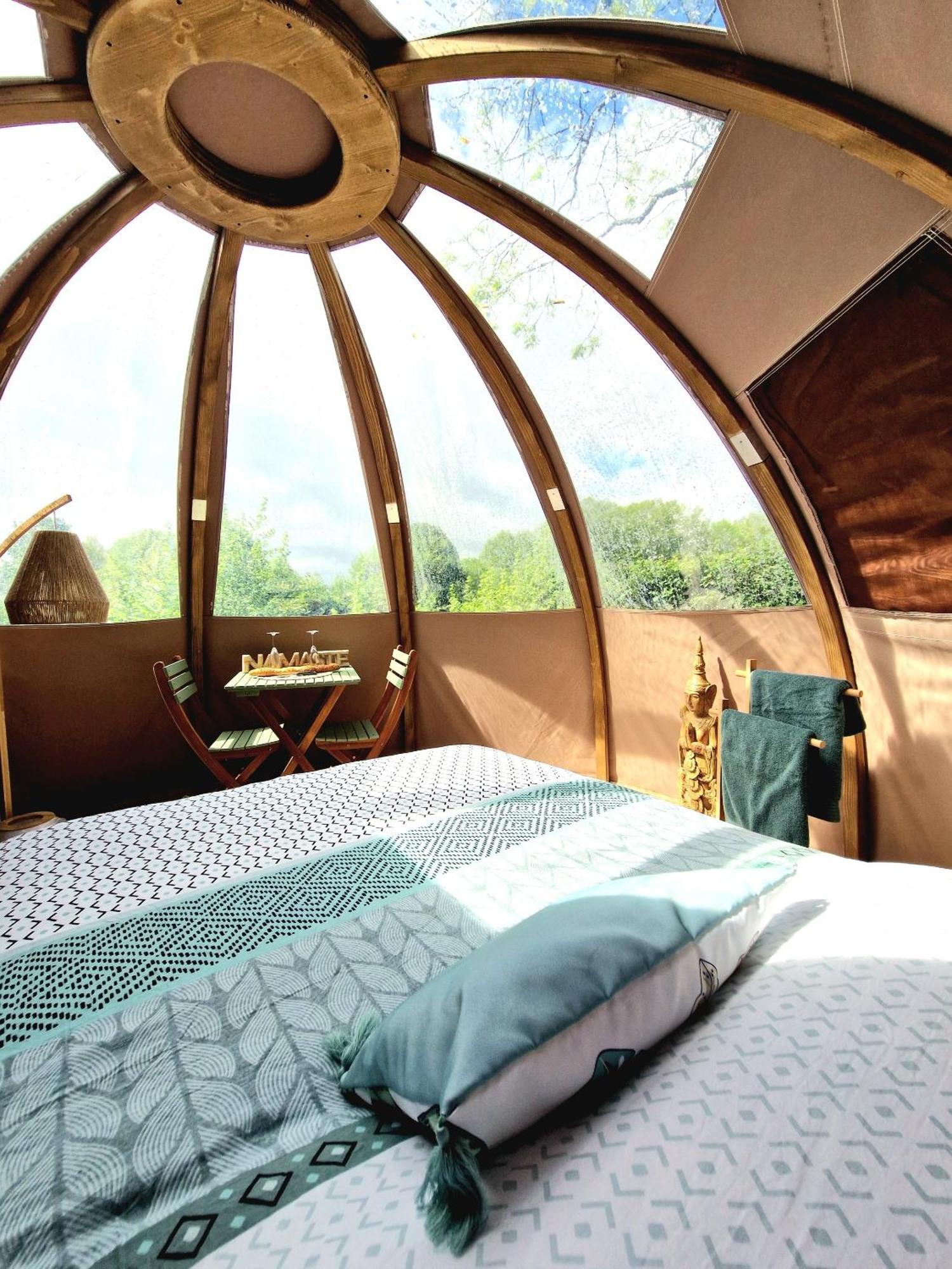 Les Nuits De Cassiopee Bed & Breakfast Sorde-lʼAbbaye Cameră foto