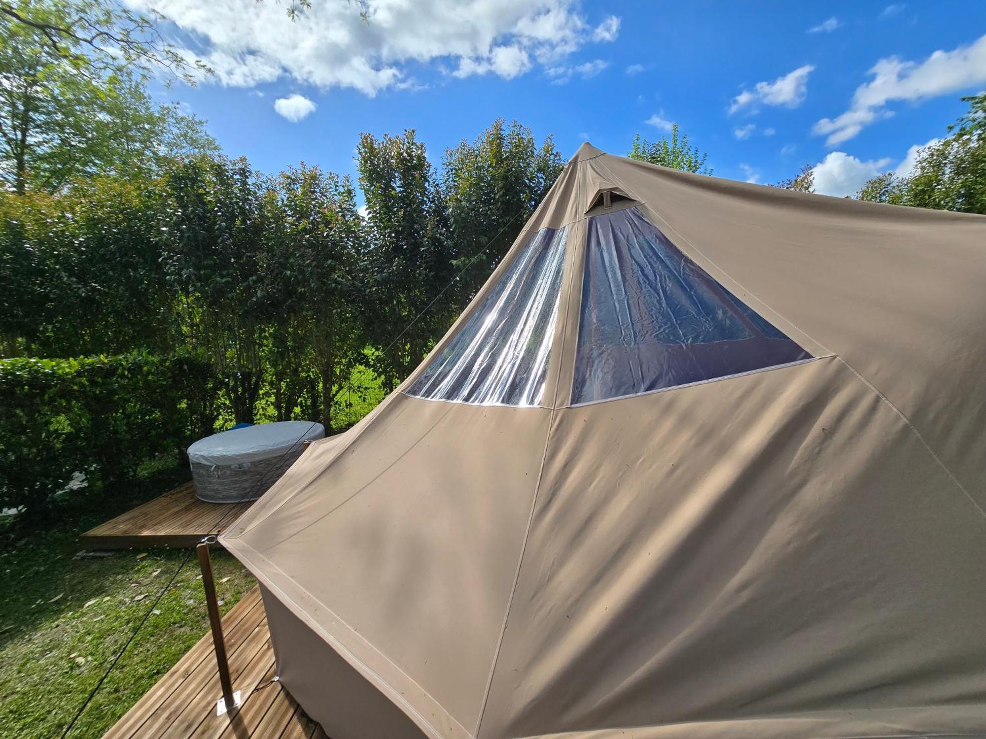 Les Nuits De Cassiopee Bed & Breakfast Sorde-lʼAbbaye Exterior foto